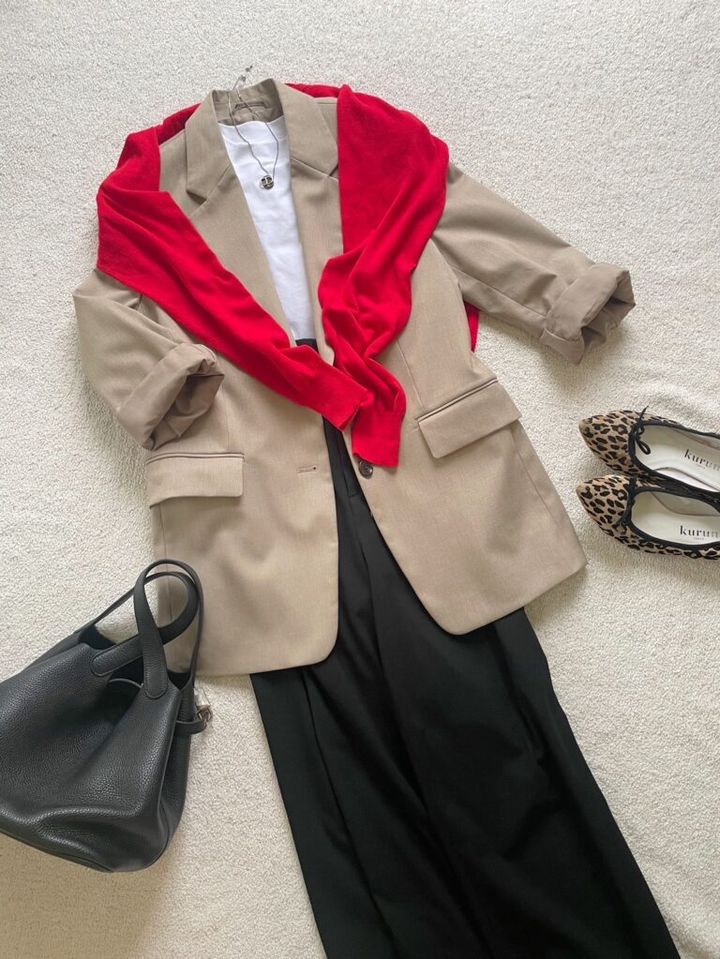 有村さんジャケットコーデ2