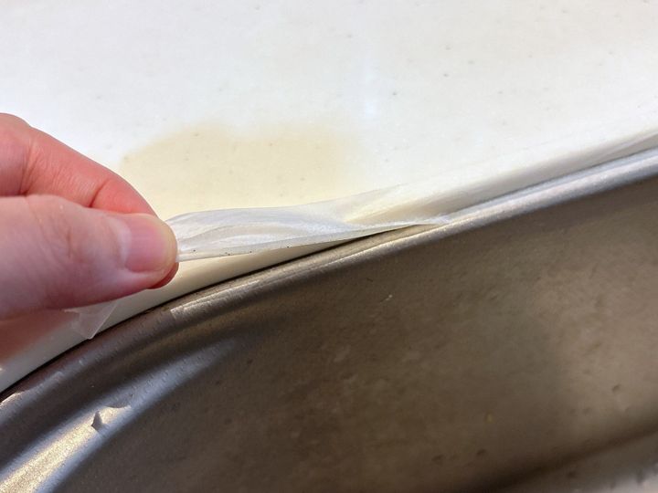 テープは定期的に貼り変えて