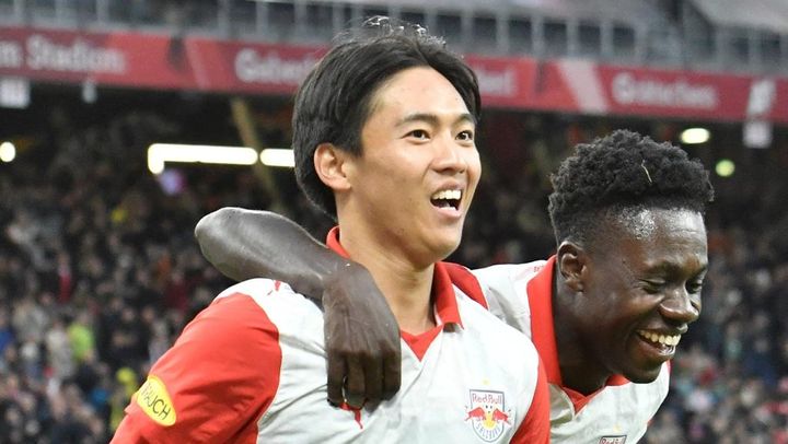 21歳日本人逸材、欧州強豪で4点目のゴール！「重要かつ美しいゴールを決めたキープレーヤー」と現地称賛