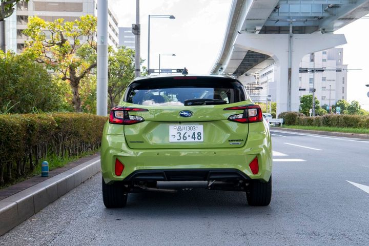 スバル インプレッサ e-BOXER ST-H