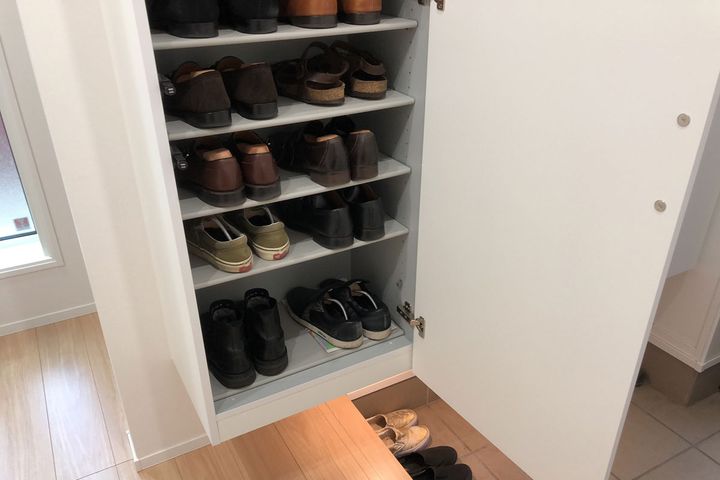 玄関の靴箱、ニオってない！？
