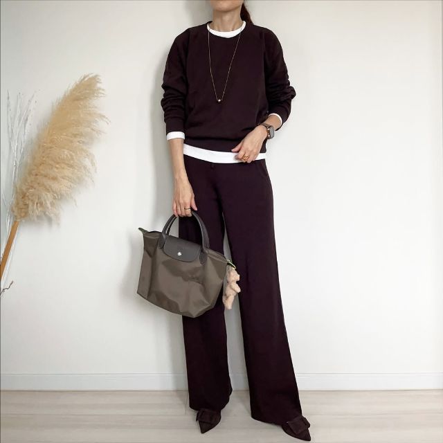 UNIQLOのウォッシャブルニットリブパンツ のコーデ