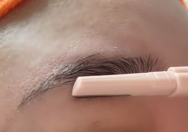 セリア かみそり セーフティーガード付き ダブルハート ハート型 小さめ 使用例