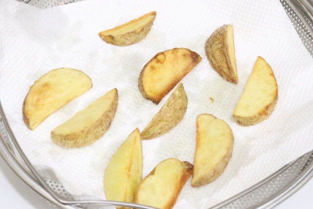 取っ手付浅型パンチングザル（25cm） 放熱