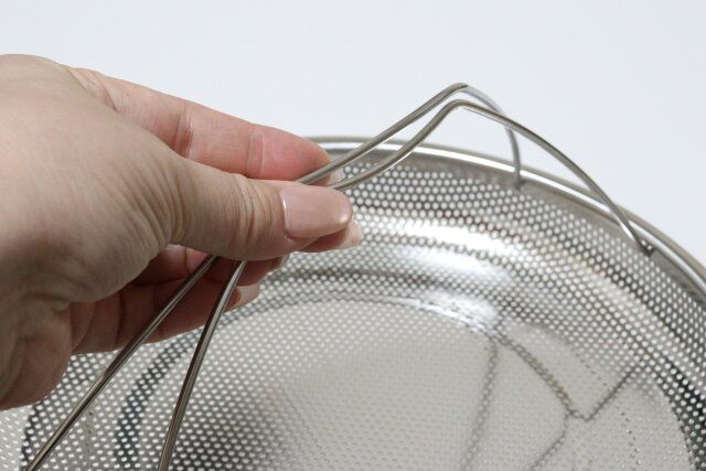 取っ手付浅型パンチングザル（25cm） 取っ手