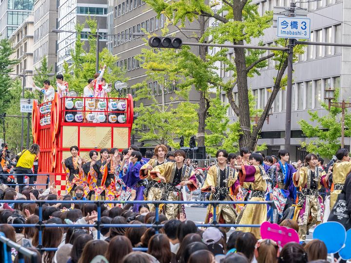 御堂筋ランウェイ2025「SUPER EIGHT 御堂筋ランウェイ・スペシャル」2