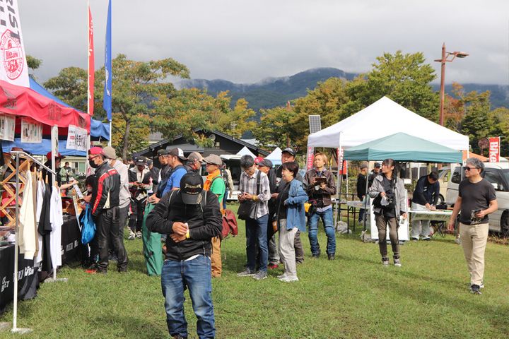 【BikeJIN祭り＠長野・下諏訪イベントレポート】諏訪湖畔にライダー集結！秋のビーナスラインとともに開催