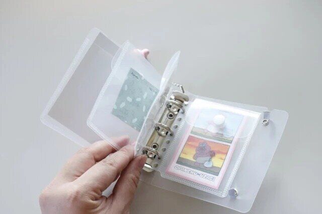 ダイソー 3リングミニファイル（バンド付、内ポケット付） ミニリフィル（9穴、ボタン付ポケット、3枚） 