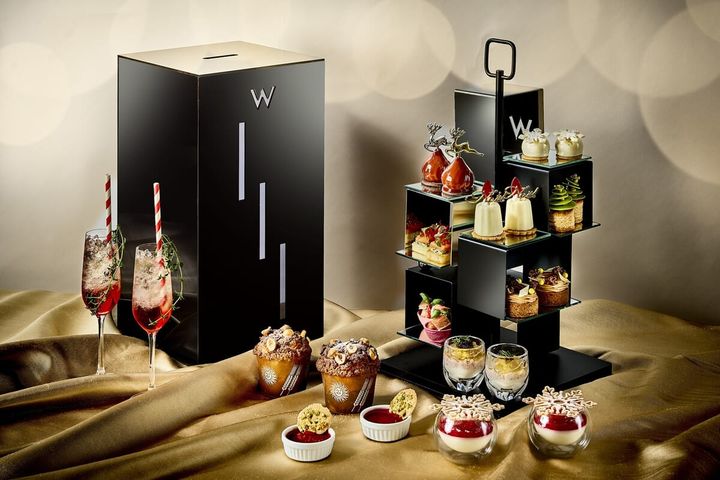 LIVING ROOM「Holy Night Afternoon Tea」