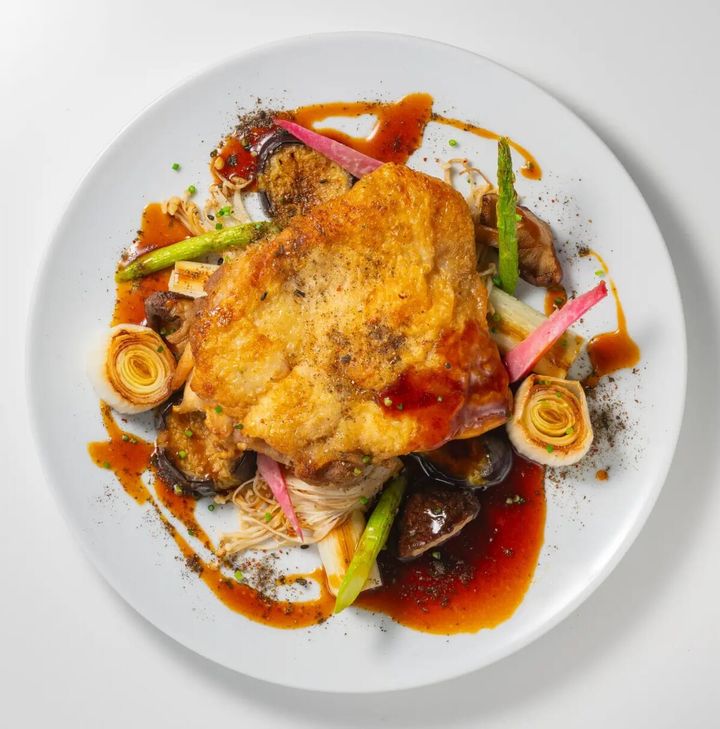 平日ランチ限定 山梨県産信玄どりもも肉と京都黒七味ポリネシアン