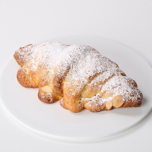 シャトレーゼのクロワッサン・オザマンド