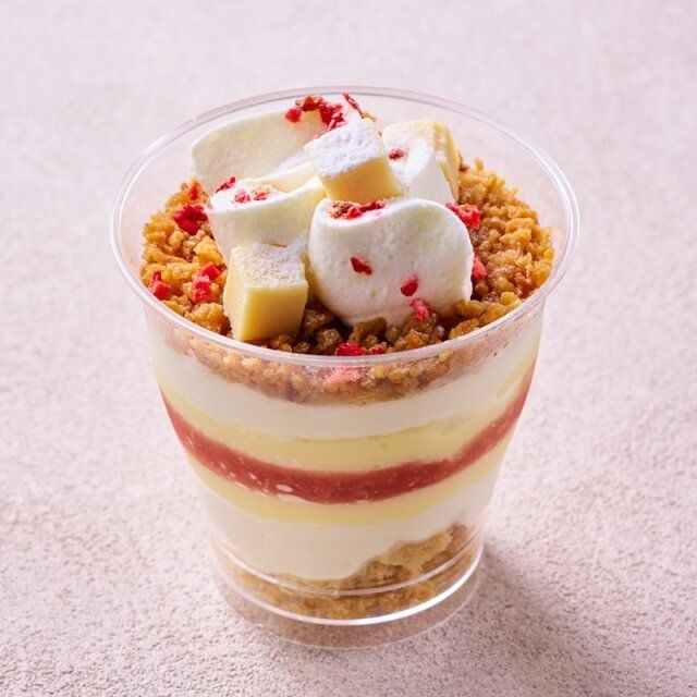 シャトレーゼのDessertパルフェ 北海道産フロマージュ