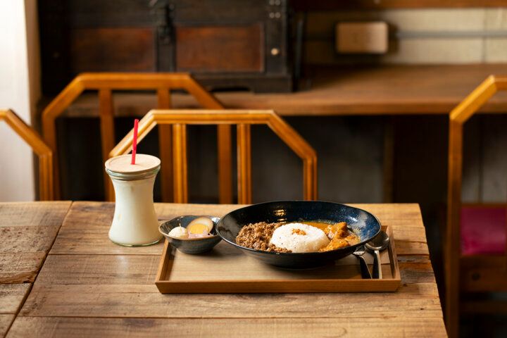 ひとりでも気軽に立ち寄れる♪ほっとひと息つける止まり木のようなカフェ／国分寺「スズメノツノ」