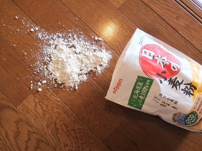 むしろ逆効果だった…！油をこぼしても拭いちゃダメ！？ウソのようにキレイになるお掃除ワザ