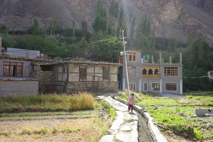 【インド・ラダックへ！ 絶景スポットをめぐる旅】現地の治安＆交通手段も紹介：加藤恵さんの初インド旅Vol.4