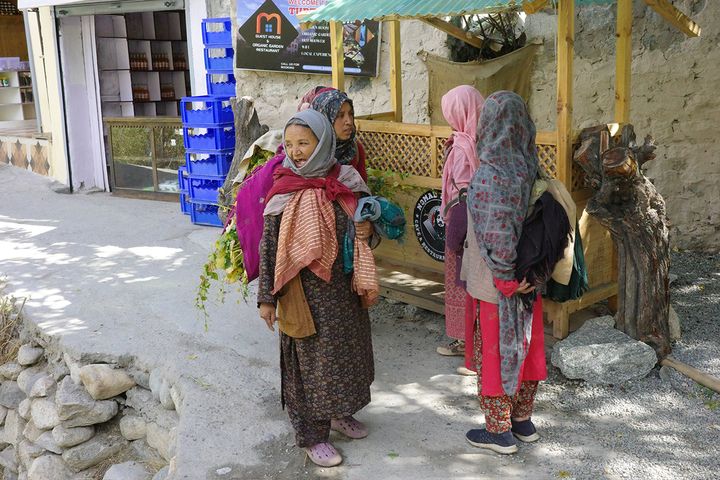 【インド・ラダックへ！ 絶景スポットをめぐる旅】現地の治安＆交通手段も紹介：加藤恵さんの初インド旅Vol.4
