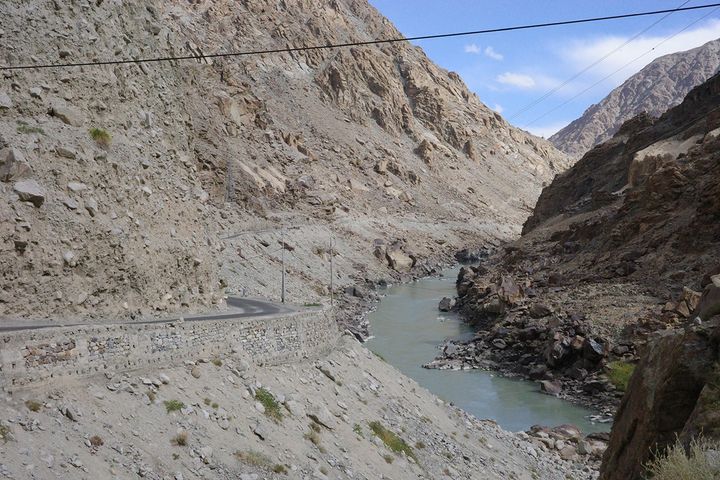 【インド・ラダックへ！ 絶景スポットをめぐる旅】現地の治安＆交通手段も紹介：加藤恵さんの初インド旅Vol.4