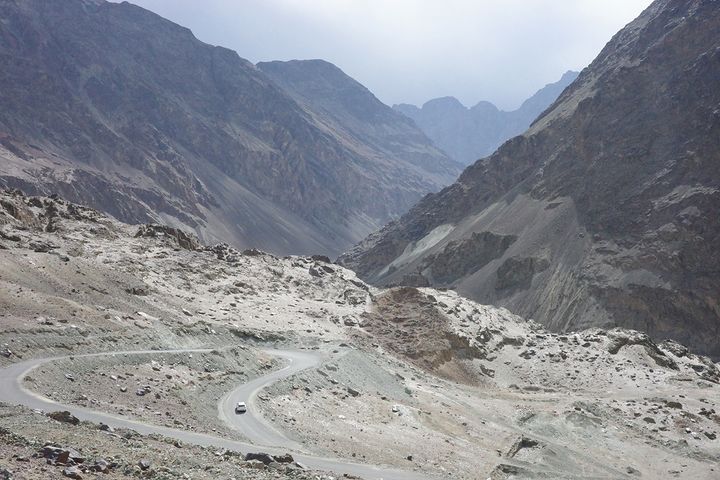 【インド・ラダックへ！ 絶景スポットをめぐる旅】現地の治安＆交通手段も紹介：加藤恵さんの初インド旅Vol.4