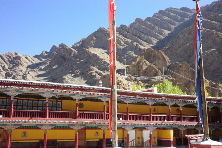 【インド・ラダックへ！ 絶景スポットをめぐる旅】現地の治安＆交通手段も紹介：加藤恵さんの初インド旅Vol.4