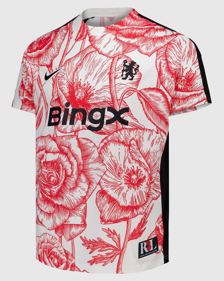 プレミア名門が「紛争の犠牲者」を追悼する花柄の限定ジャージを発表 売り上げの一部を寄付へ