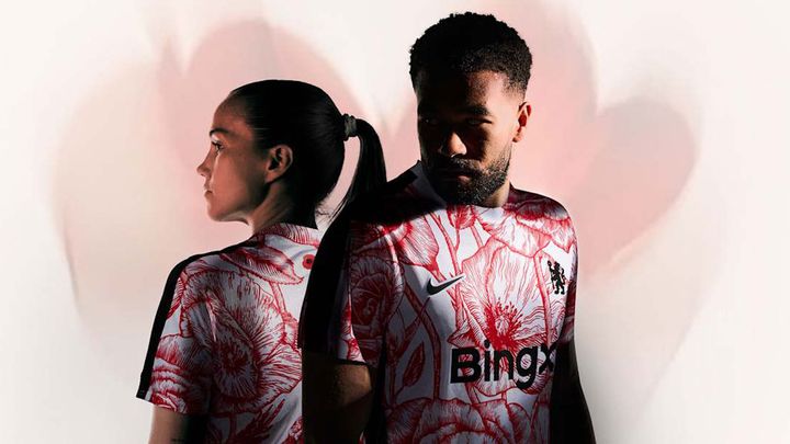 プレミア名門が「紛争の犠牲者」を追悼する花柄の限定ジャージを発表 売り上げの一部を寄付へ