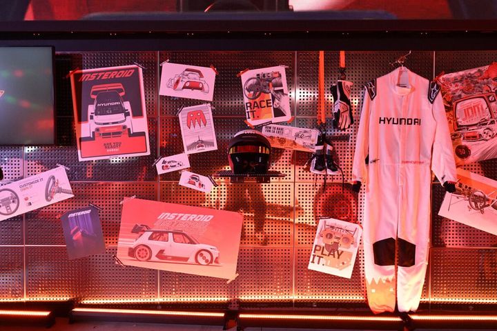 ゲームコーナーやプリクラを思わせるフォトブースも