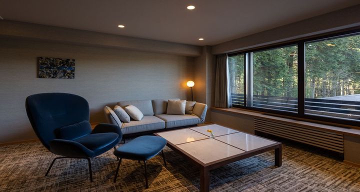 仙石原古今 ロビー