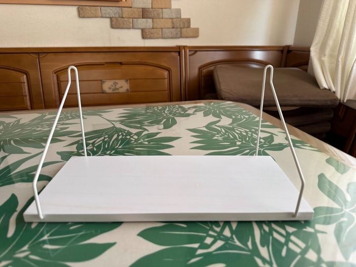 ウォールシェルフ