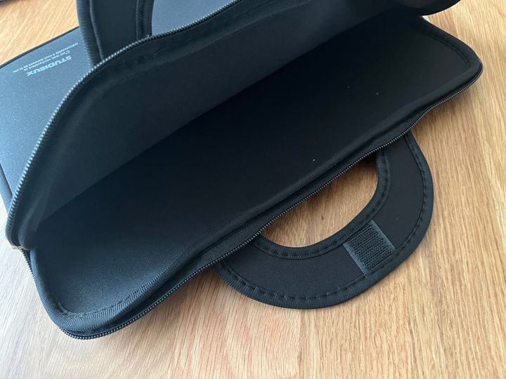 100均でパソコンケースを買ってみた｜ダイソー・セリア・キャン★ドゥを調査！