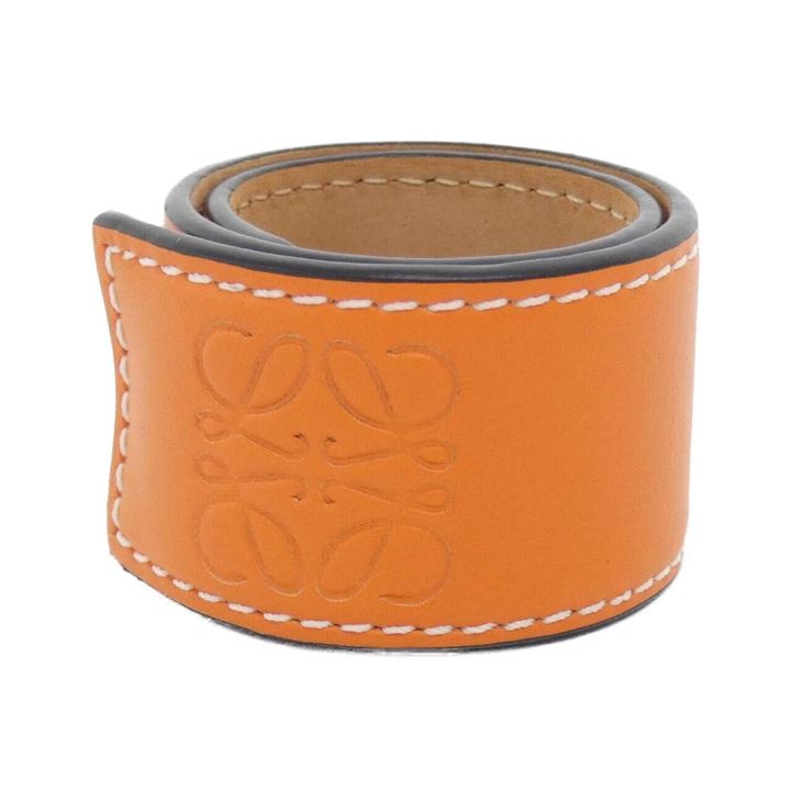 ロエベのスラップブレスレット