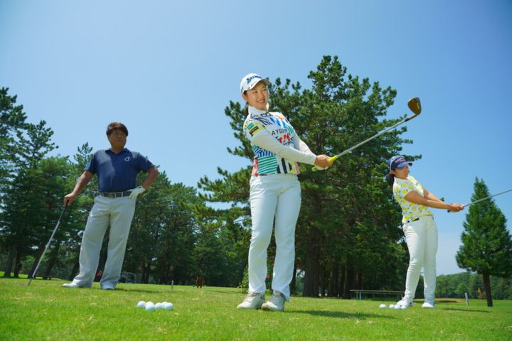実戦で役立つアプローチレッスン！女子プロがしっかり寄せられるワケは？