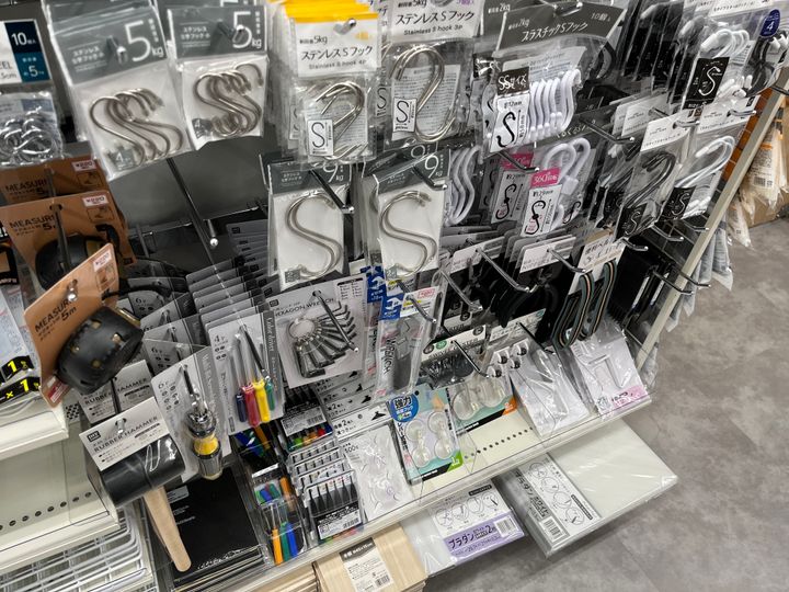 100均キャスターの売り場はどこ？ダイソー・セリア・キャン★ドゥの商品を買ってみた！