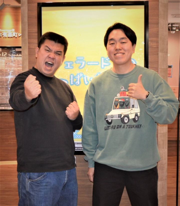 人気お笑いコンビ「ジェラードン」のかみちぃさん（38）が披露した特技が注目を集めています。