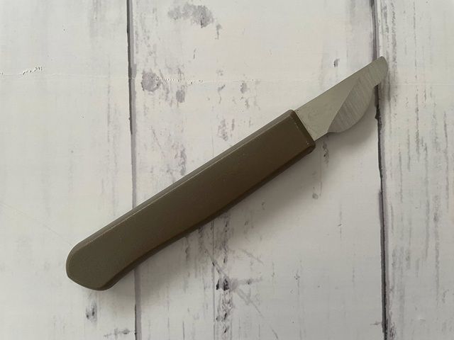 ダイソー 栗ピーラー スリム＆軽量