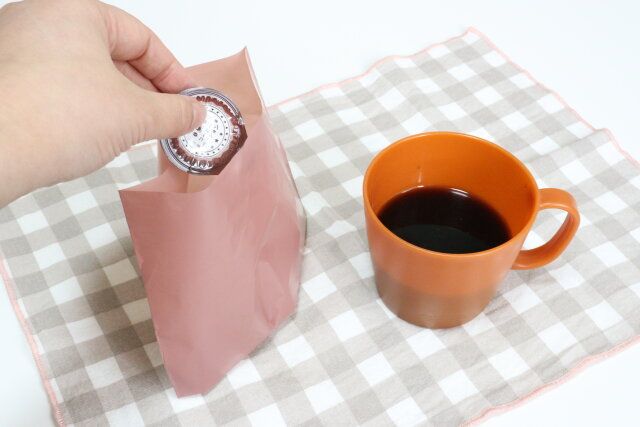 自立型 卓上ゴミ袋 水に強い