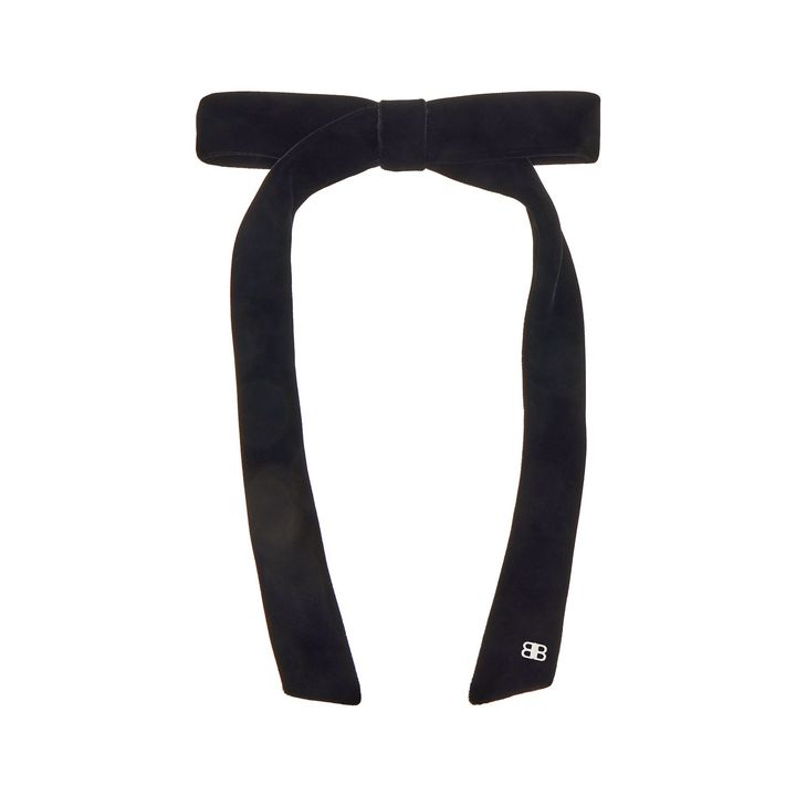 ヘアアクセサリー ￥81,400（予定価格）／BALENCIAGA