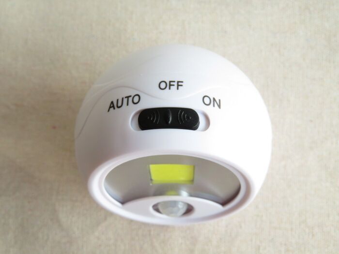 【ダイソー】見つけたら即カゴへ！550円でも白いボールが飛ぶように売れた理由とは！？