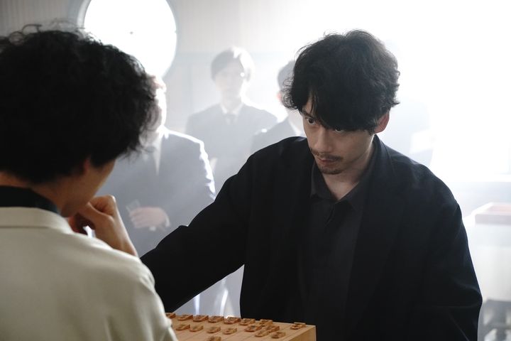 (C)2025映画「盤上の向日葵」製作委員会