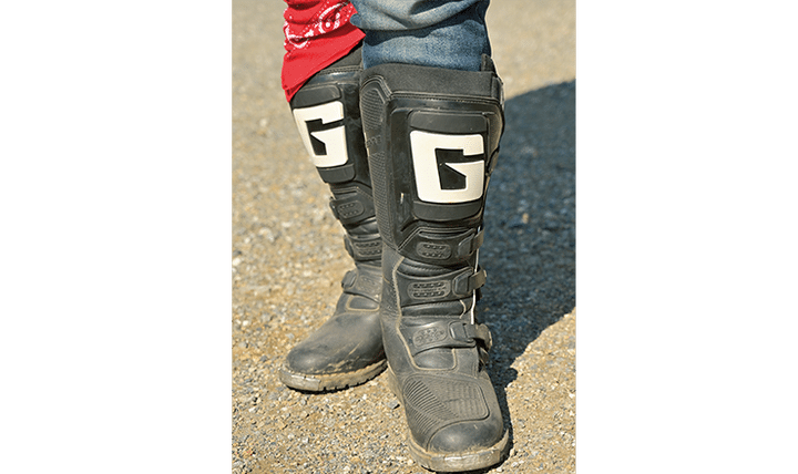 プチ・アドベンチャー気分！ 林道 ツーリング｜バイクライフ計画