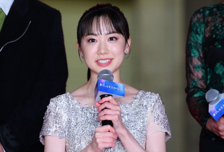 芦田愛菜、映画『果てしなきスカーレット』ジャパンプレミアに登場 クランクイン！ width=