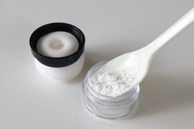 ダイソーのスポンジ付チーク容器の詰め替え方法