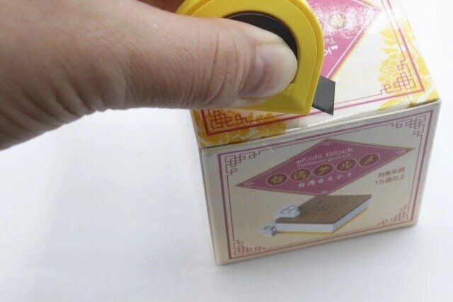 タッチカッター マグネット付 使用例