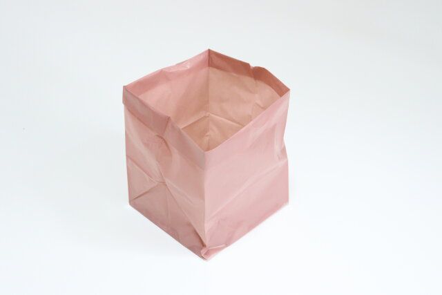 セリア 自立型卓上ゴミ袋 四角形 12枚入り 展開時