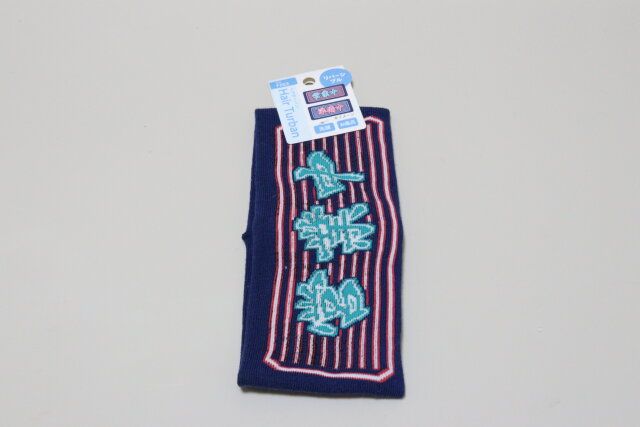 セリアの婦人ネオン看板柄ヘアターバン