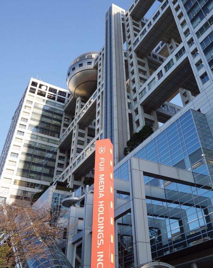 架空のパペットの国「トゥーホック」に住むキャラクター「パペットスンスン」公式Xは、FNS歌謡祭公式Xのポストを引用する形で、12月3日18時30分から放送のフジテレビ系列生放送音楽番組「FNS歌謡祭」に出演することを6日発表しました。