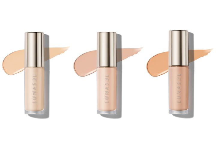 画像: ハイカバーな3色のベージュ。ルナソル シームレスコレクティングリクイド （左から）01、02、03 各¥4,400／ルナソル（カネボウ化粧品） 出典：www.lunasol-official.com
