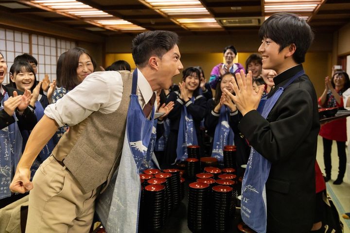 映画『おいしい給食 炎の修学旅行』場面写真 （C）2025「おいしい給食」製作委員会 width=