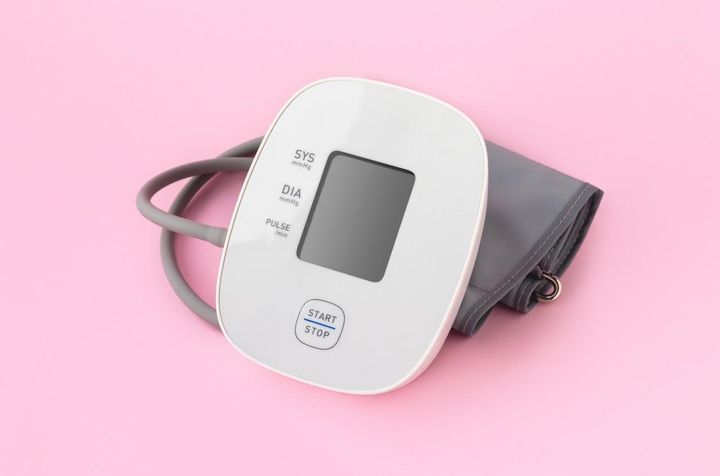 50歳を過ぎたら要注意！【高血圧】を放置すると命に関わる病気の原因になることも