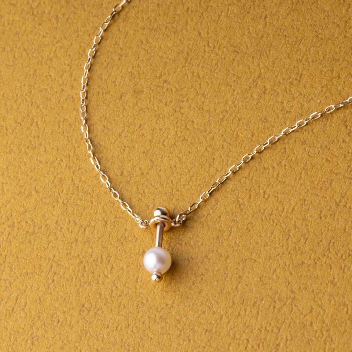 ホリデーコフレ「ハニーアント」ネックレスセット（￥88,000）に含まれるジュエリー