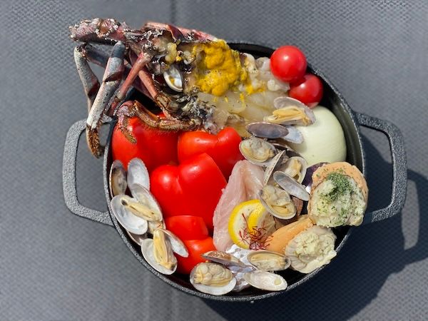 【千葉県成田市】ANAクラウンプラザホテル成田のBBQが11月限定で秋冬でも快適に楽しめるコタツ仕様に